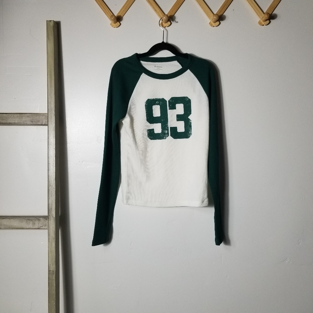 NWT NO BOUNDARIES WOMEN'S CREAM AND GREEN LONG SLEEVE SHIRT WITH NUMBER SIZE XS